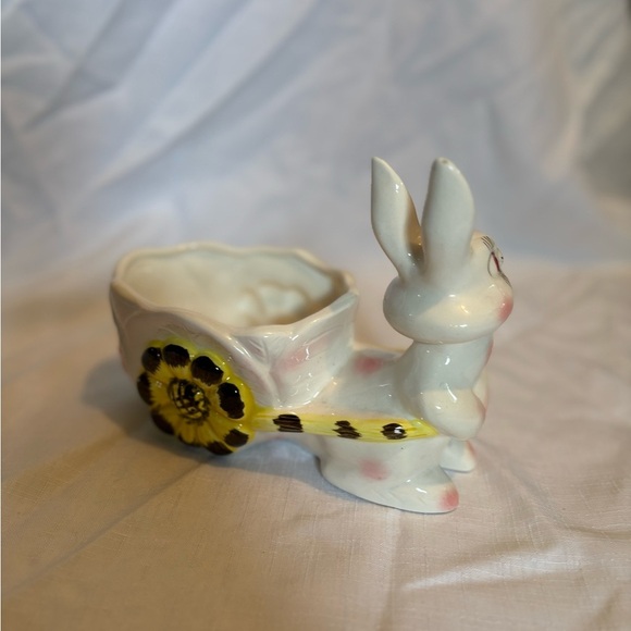 Vintage Charming Rabbit Planter with Floral Design - Picture 3 of 7